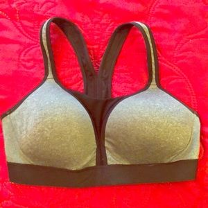 NWOT Champion Black&Gray Never Worn Sports Bra SzM
